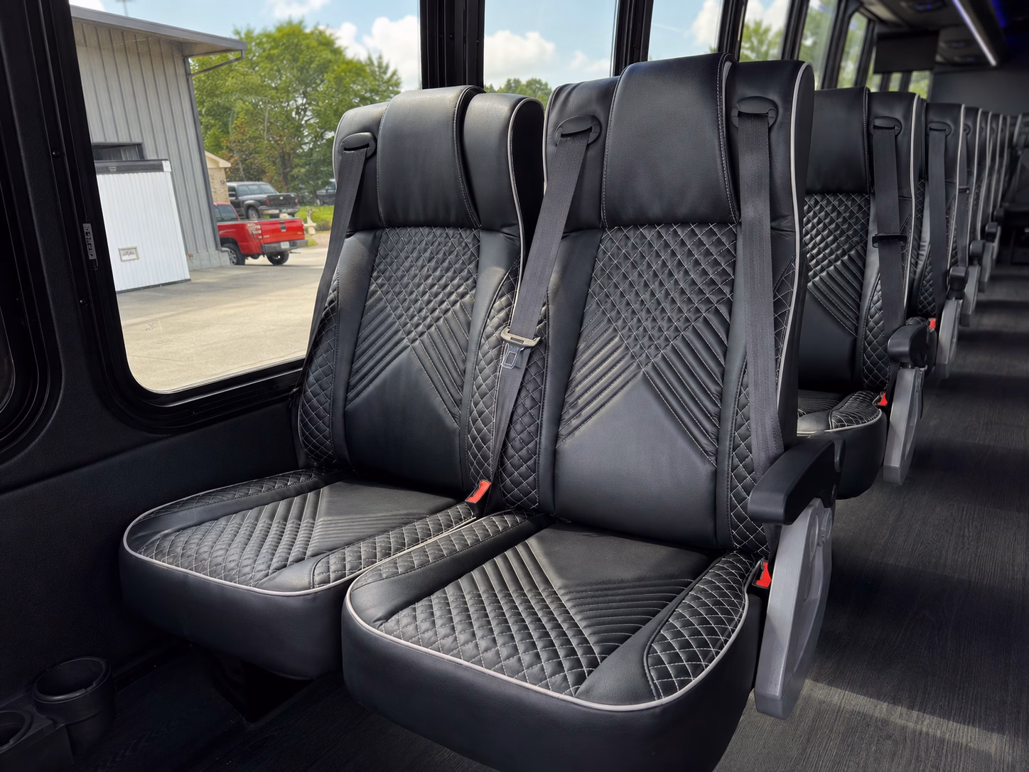 shuttle your guests between howell area hotels and your venue all night